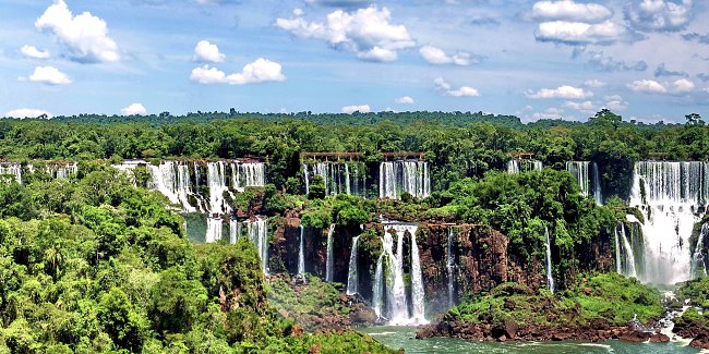 Iguacu Wasserfaelle