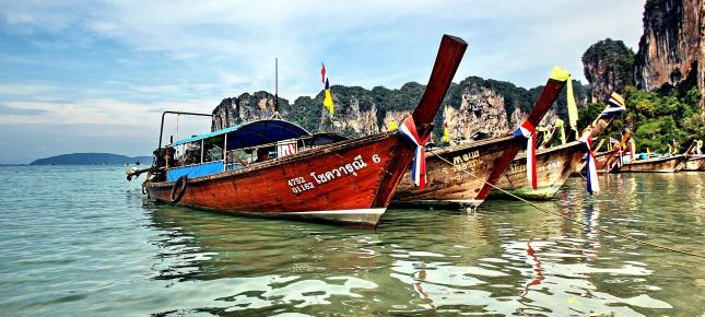 Boote in Asien Bild auf Leinwand