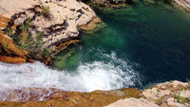 Mediterrane Wasserfall