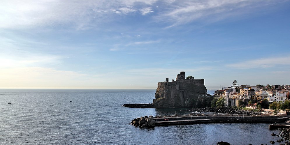 Burg im Meer Leinwand