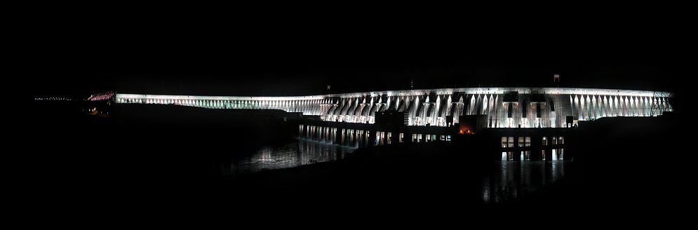 Itaipu Staudamm Leinwand